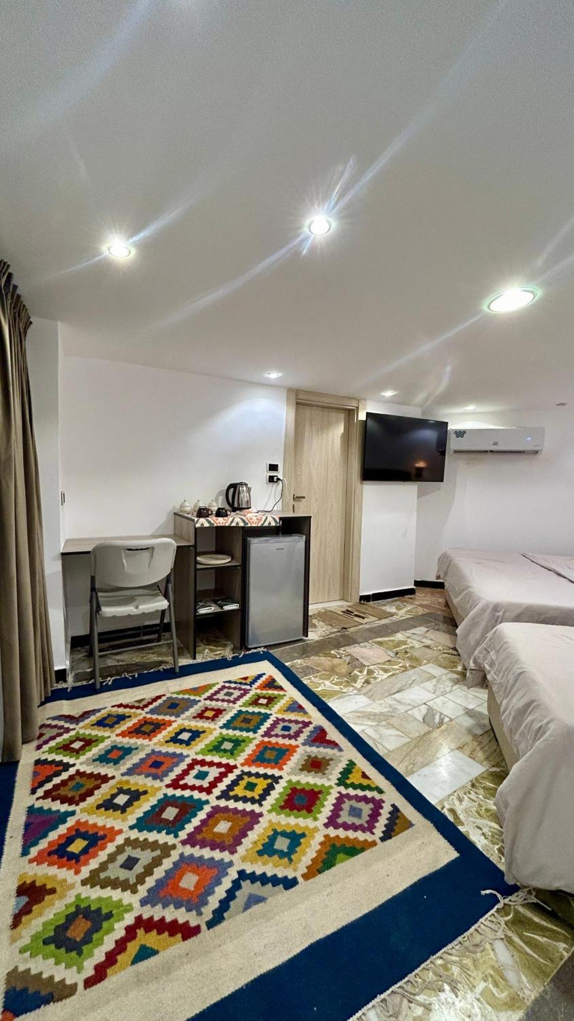 Celestia Boutique Inn - Boutique Stay Overlooking Jerash Ruins Ceraş Oda fotoğraf