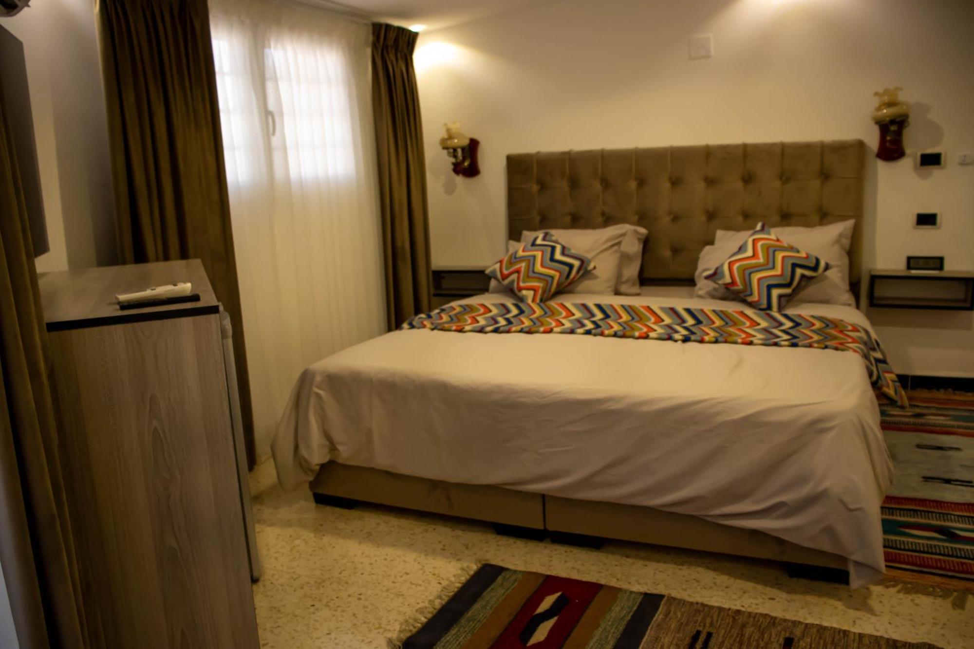Celestia Boutique Inn - Boutique Stay Overlooking Jerash Ruins Ceraş Dış mekan fotoğraf